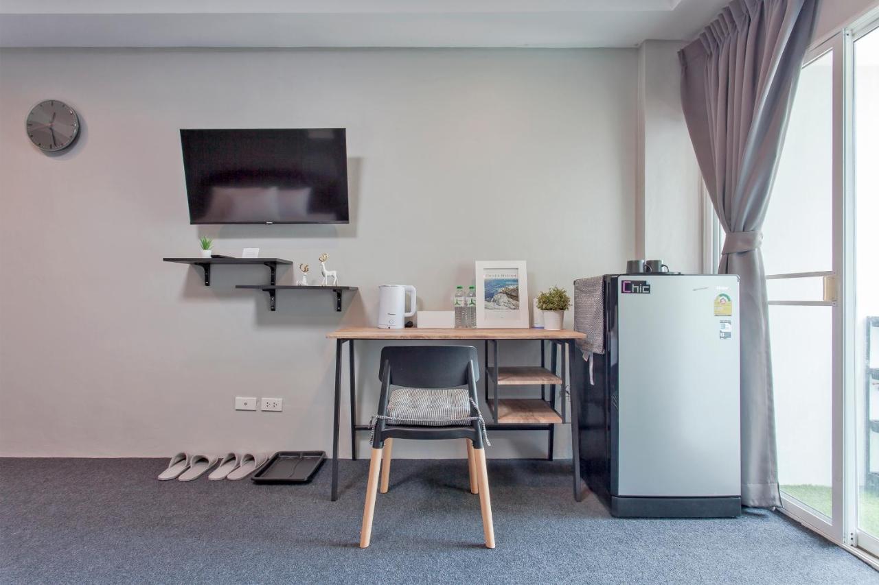 Cozzi By Grand Airport Albergue *